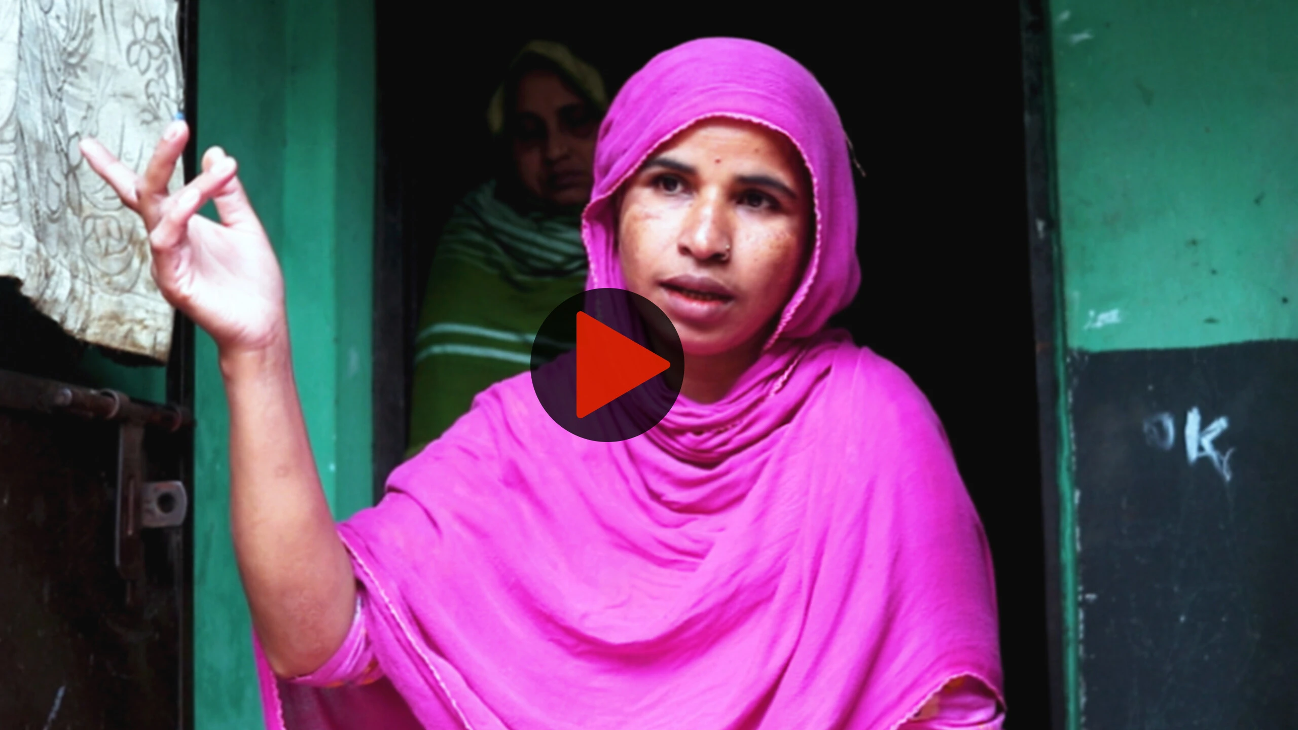 দাম বাড়লে ওনার কিংবা মন্ত্রীদের কিছু হবে না, মরবো আমরা