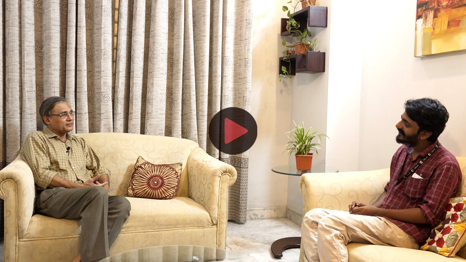 গ্যাস উত্তোলন না করে এলএনজি আমদানি কার স্বার্থে?