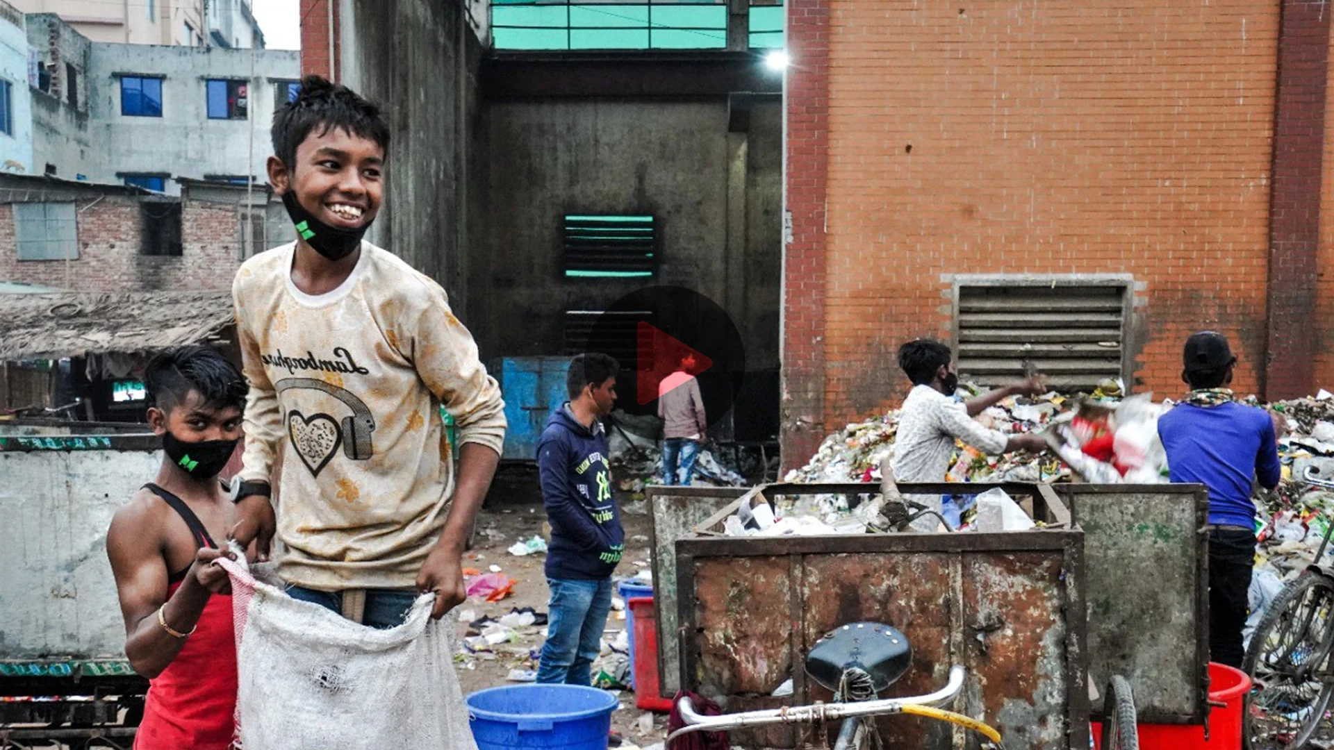 শিশুশ্রমকে উৎসাহিত করছে জাইকার বর্জ্য ব্যবস্থাপনা মহাপরিকল্পনা