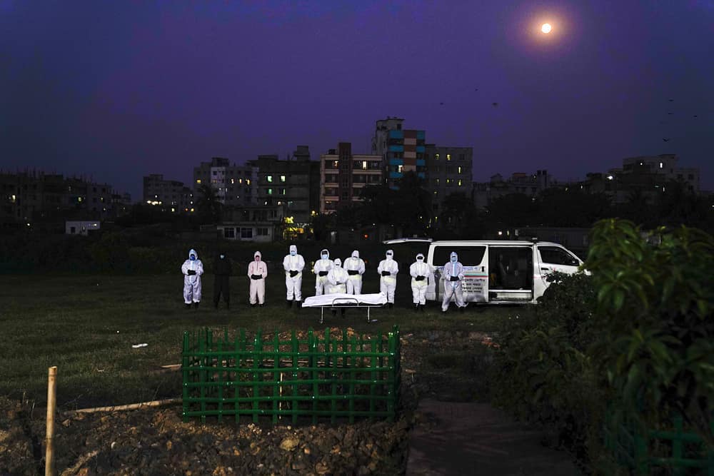 করোনার নতুন ধরণ মোকাবিলা; কোন পথে বাংলাদেশ